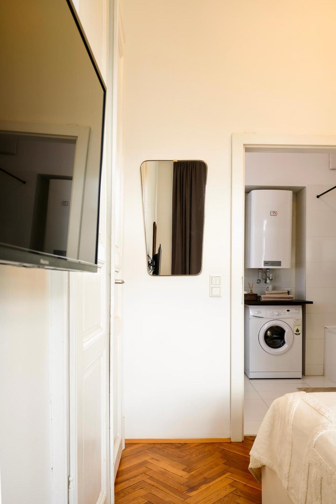 Stilvolles Apartment In Zentraler Lage - Free Parking กราซ ภายนอก รูปภาพ