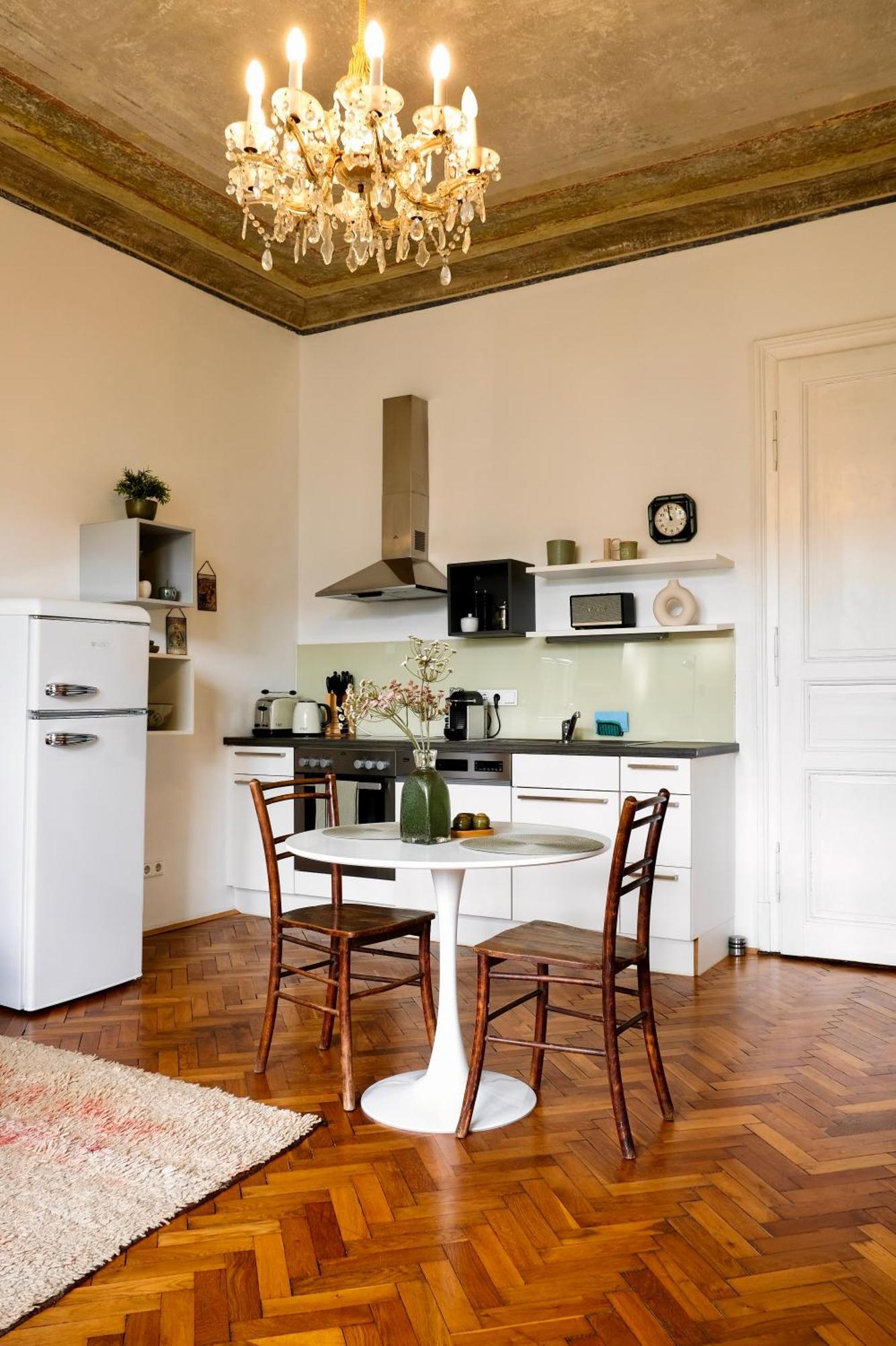 Stilvolles Apartment In Zentraler Lage - Free Parking กราซ ภายนอก รูปภาพ